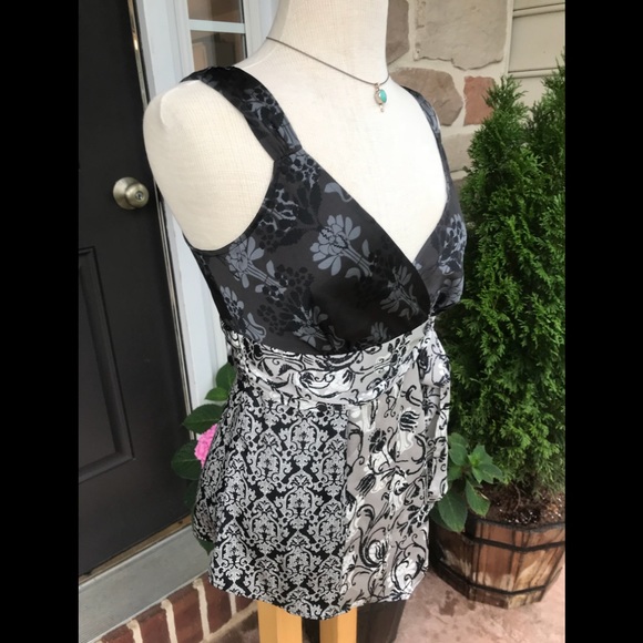 Bandolino classy sleeveless top sz 6 - Picture 3 of 8